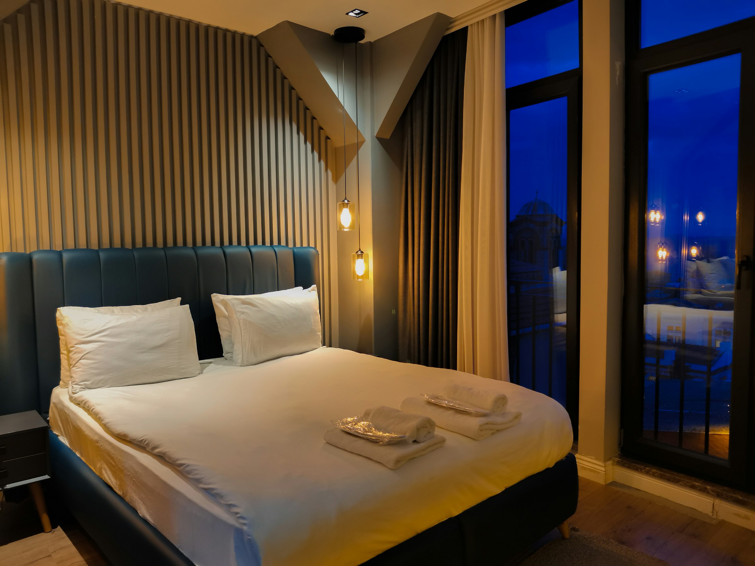 Harbour-front suite
